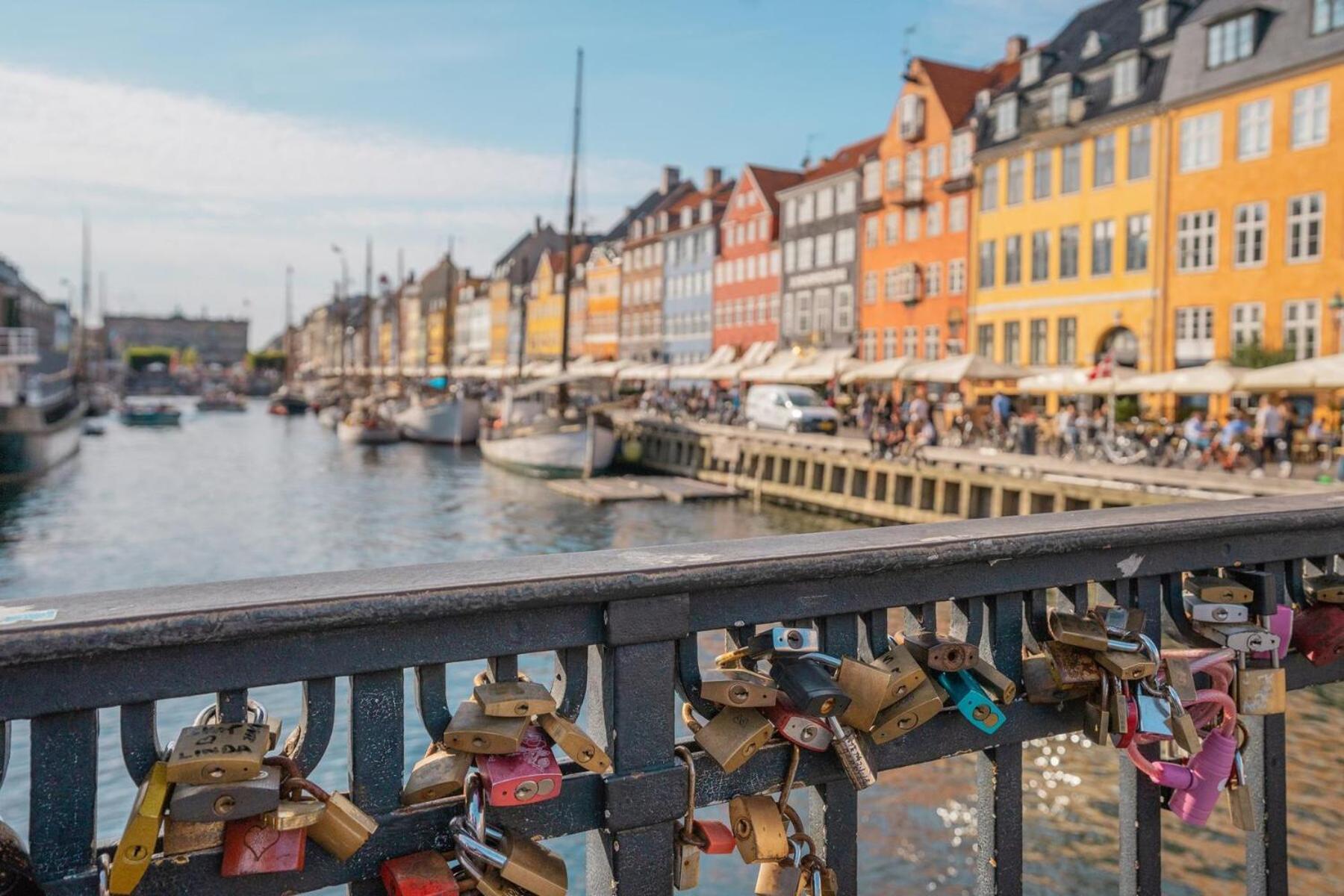 Central Copenhagen Apt With Balcony, Free Parking W Elevator Εξωτερικό φωτογραφία